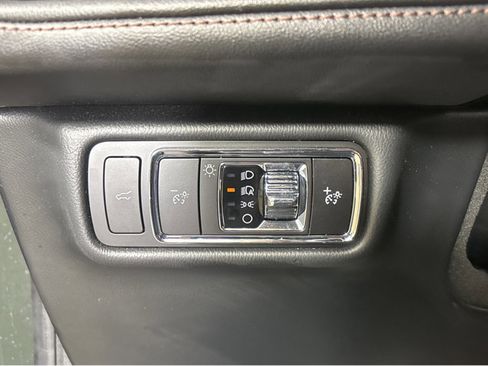 Used 2023 Lincoln Aviator Reserve w/ Equipment Group 201A image 39