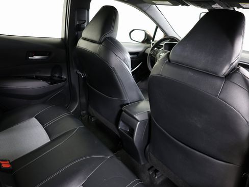 Used 2020 Toyota Corolla XSE image 40