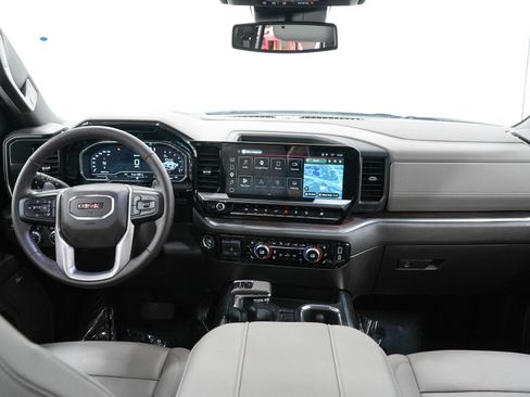 Used 2023 GMC Sierra 1500 SLT AWD/4WD image 16