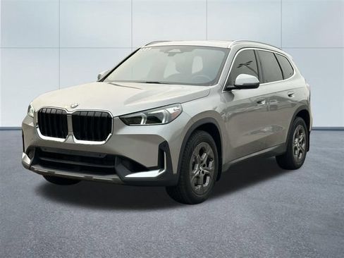 Used 2023 BMW X1 xDrive28i w/ Convenience Package AWD/4WD image 9