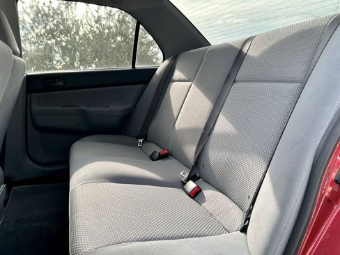 Used 2006 Mitsubishi Lancer ES image 11