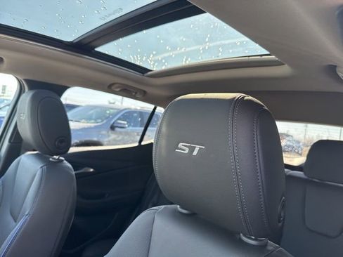 New 2026 Buick Encore GX Sport Touring w/ Comfort Package FWD image 22