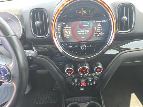 Used 2022 MINI Cooper Countryman FWD image 5