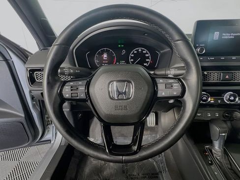 Used 2025 Honda Civic Sport image 16