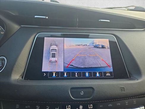 Used 2020 Cadillac XT4 Sport w/ Enhanced Visibility Package FWD image 13
