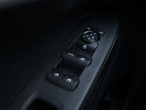 Used 2019 Ford EcoSport SE image 8