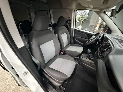 Used 2017 RAM ProMaster City Tradesman w/ Rear Back-up Camera Group FWD image 18