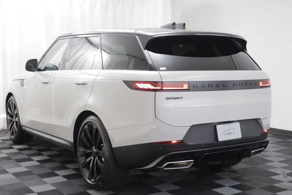 New 2026 Land Rover Range Rover Sport SE AWD/4WD image 16