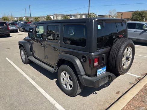 Used 2022 Jeep Wrangler Unlimited Sport S image 4