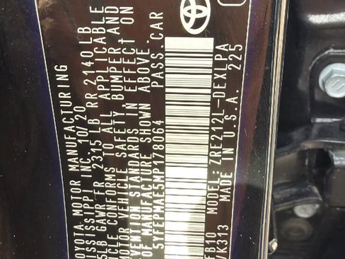 Used 2021 Toyota Corolla LE FWD image 29
