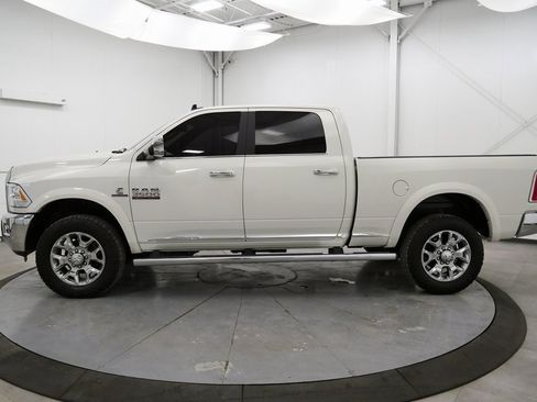 Used 2017 RAM 3500 Laramie Longhorn image 4