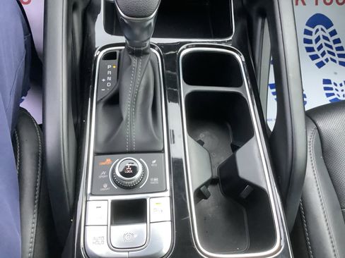 Used 2023 Kia Telluride LX AWD/4WD image 19