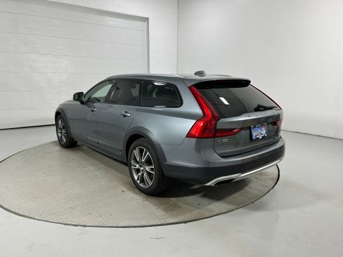 Used 2017 Volvo V90 T6 Cross Country AWD/4WD image 21