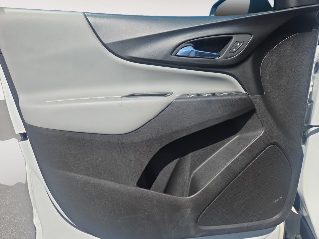 Used 2019 Chevrolet Equinox LT FWD image 16