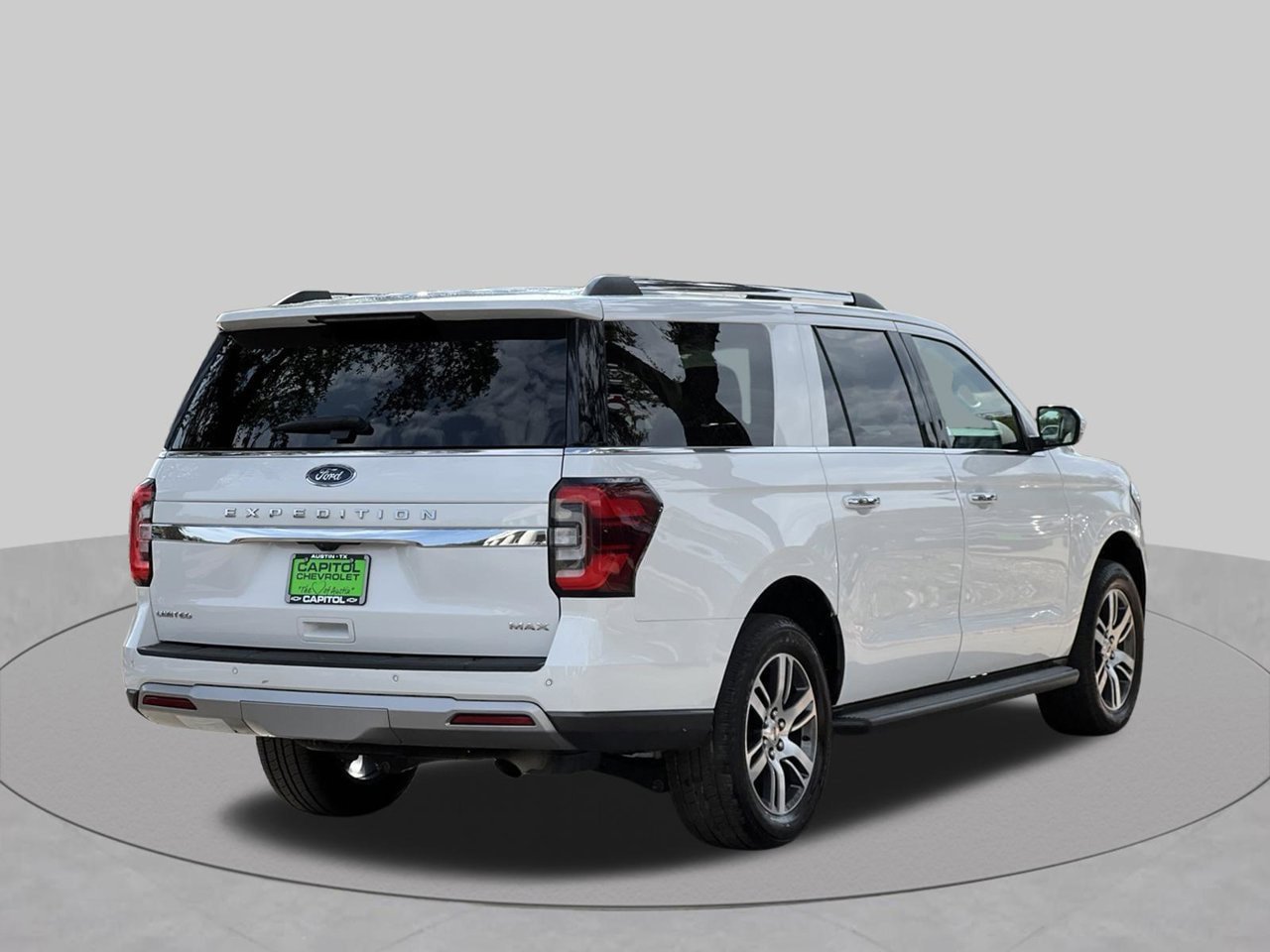 Used 2024 Ford Expedition Max Limited AWD/4WD image 6