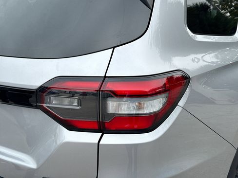 Used 2023 Honda Pilot Sport image 27