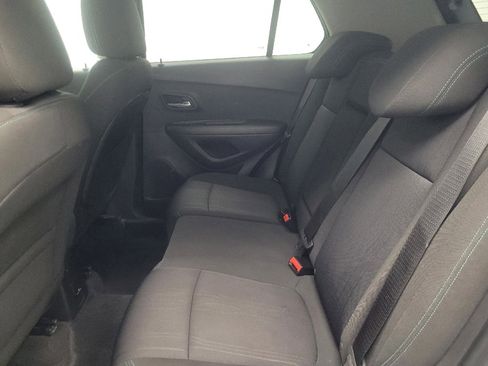 Used 2015 Chevrolet Trax LT FWD image 18