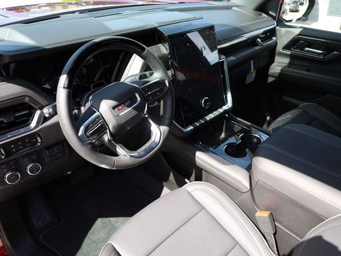 New 2026 GMC Yukon Elevation w/ Elevation Premium Package AWD/4WD image 12