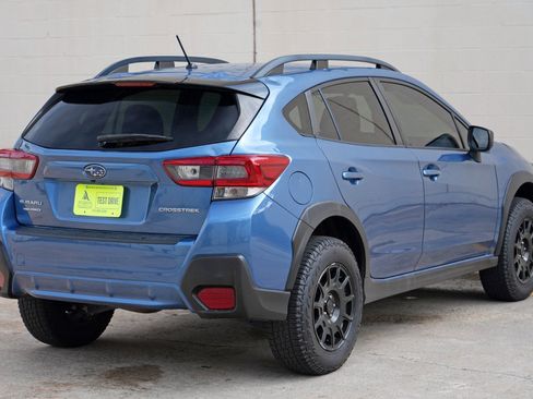 Used 2021 Subaru Crosstrek 2.0i AWD/4WD image 48