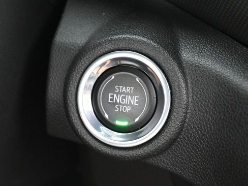 Used 2023 Chevrolet TrailBlazer ACTIV w/ Sun and Liftgate Package image 31