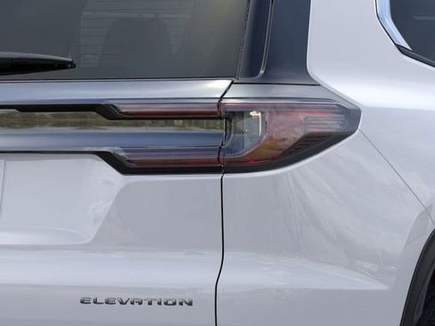 New 2026 GMC Acadia Elevation FWD image 11