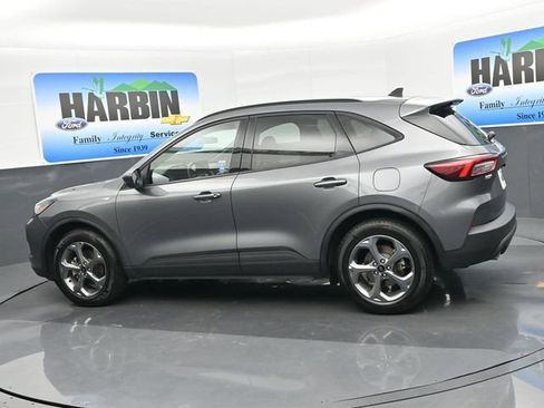 Used 2025 Ford Escape ST-Line image 3
