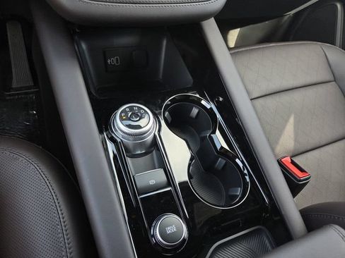 New 2026 Ford Explorer Platinum RWD image 10