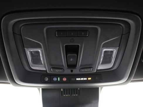 Used 2023 GMC Sierra 1500 AT4 w/ AT4 Preferred Package AWD/4WD image 19