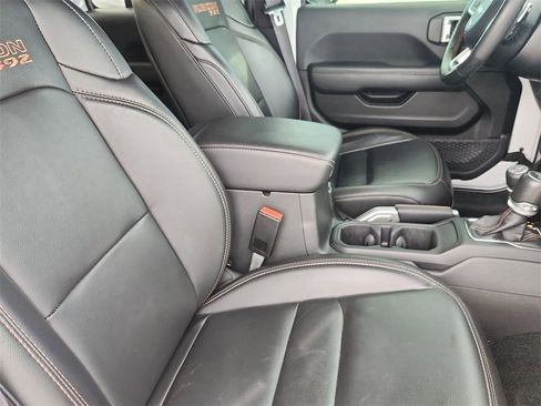 Used 2022 Jeep Wrangler Unlimited Rubicon w/ Trailer Tow Package image 28