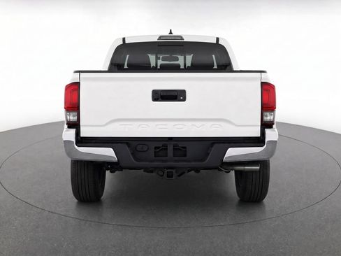 Used 2022 Toyota Tacoma SR5 RWD image 10