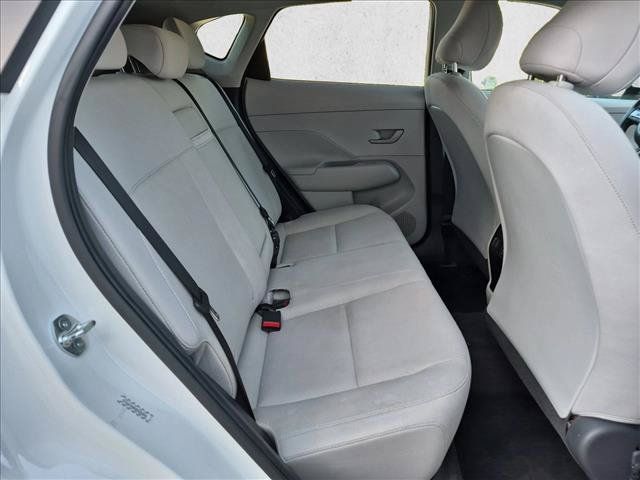 Used 2024 Hyundai Kona SEL FWD image 19