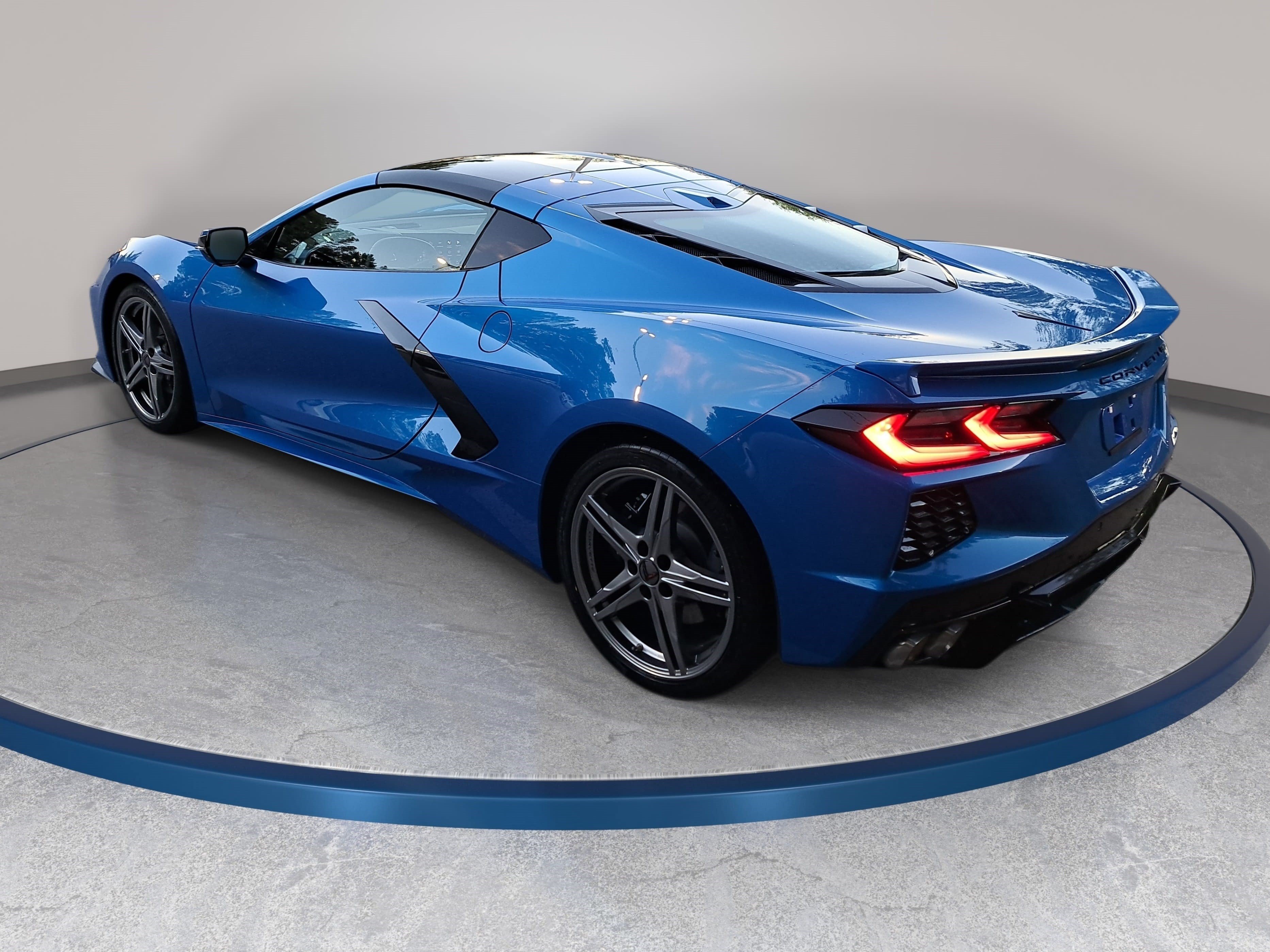 Used 2026 Chevrolet Corvette Stingray Preferred Cpe w/ Battery Protection Package RWD image 7
