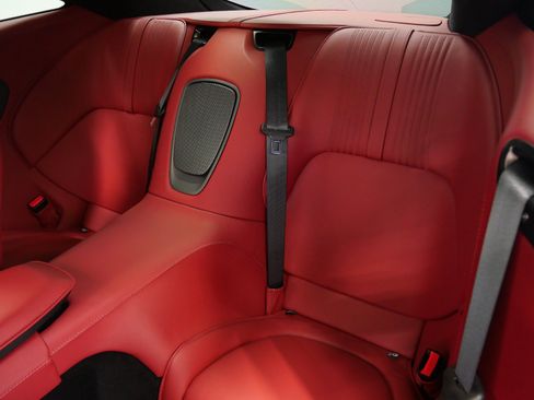 Used 2023 Aston Martin DB11 Coupe RWD image 16