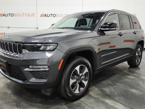 Used 2023 Jeep Grand Cherokee 4WD 4xe image 15