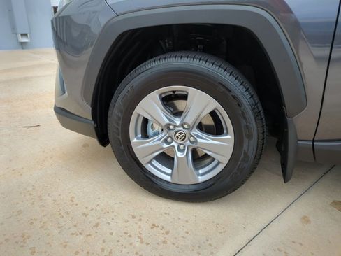 Used 2025 Toyota RAV4 XLE AWD/4WD image 23