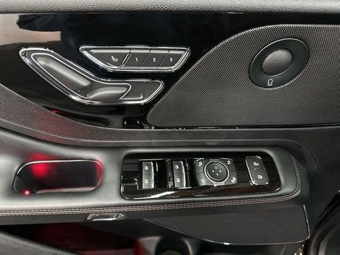 Used 2023 Lincoln Aviator Reserve w/ Equipment Group 201A image 18