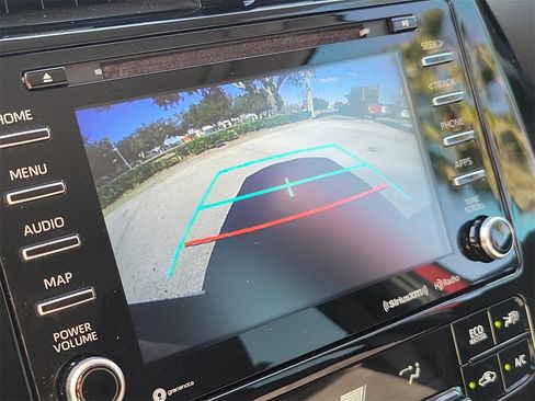 Used 2022 Toyota Prius Prime LE image 24