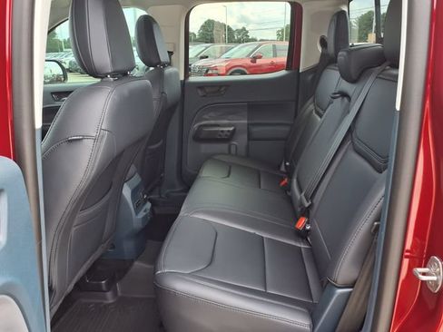 Used 2025 Ford Maverick Lariat w/ Black Appearance Package AWD/4WD image 11