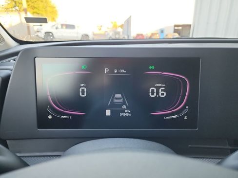 Used 2024 Kia Sportage LX image 20