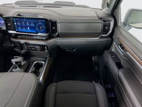 Used 2024 Chevrolet Silverado 1500 LT Trail Boss w/ Protection Package AWD/4WD image 23