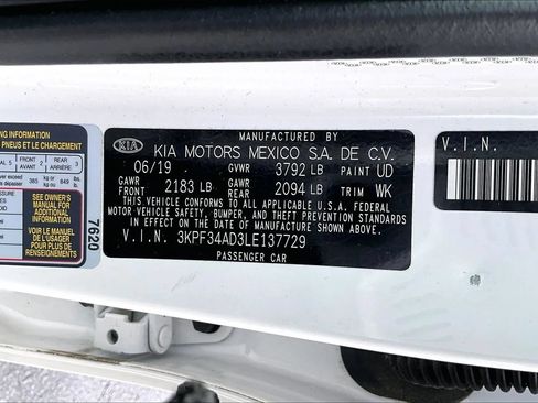 Used 2020 Kia Forte GT-Line w/ GT-Line Premium Package FWD image 3
