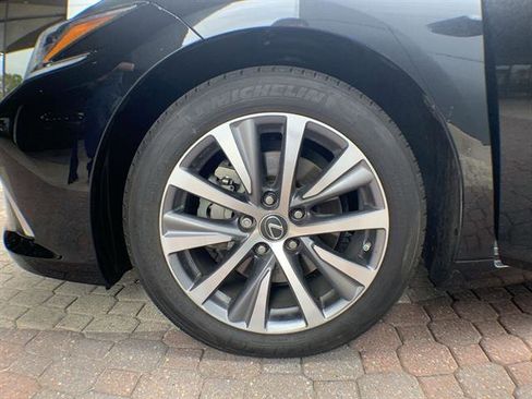 Certified 2021 Lexus ES 350 w/ Premium Package image 10