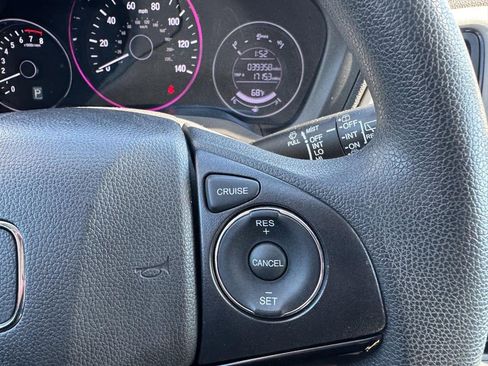 Certified 2022 Honda HR-V LX image 20