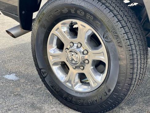 Used 2025 RAM 2500 Big Horn AWD/4WD image 37