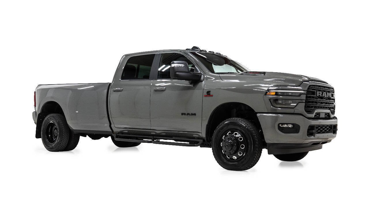 Used 2026 RAM 3500 Laramie w/ Night Edition AWD/4WD image 1