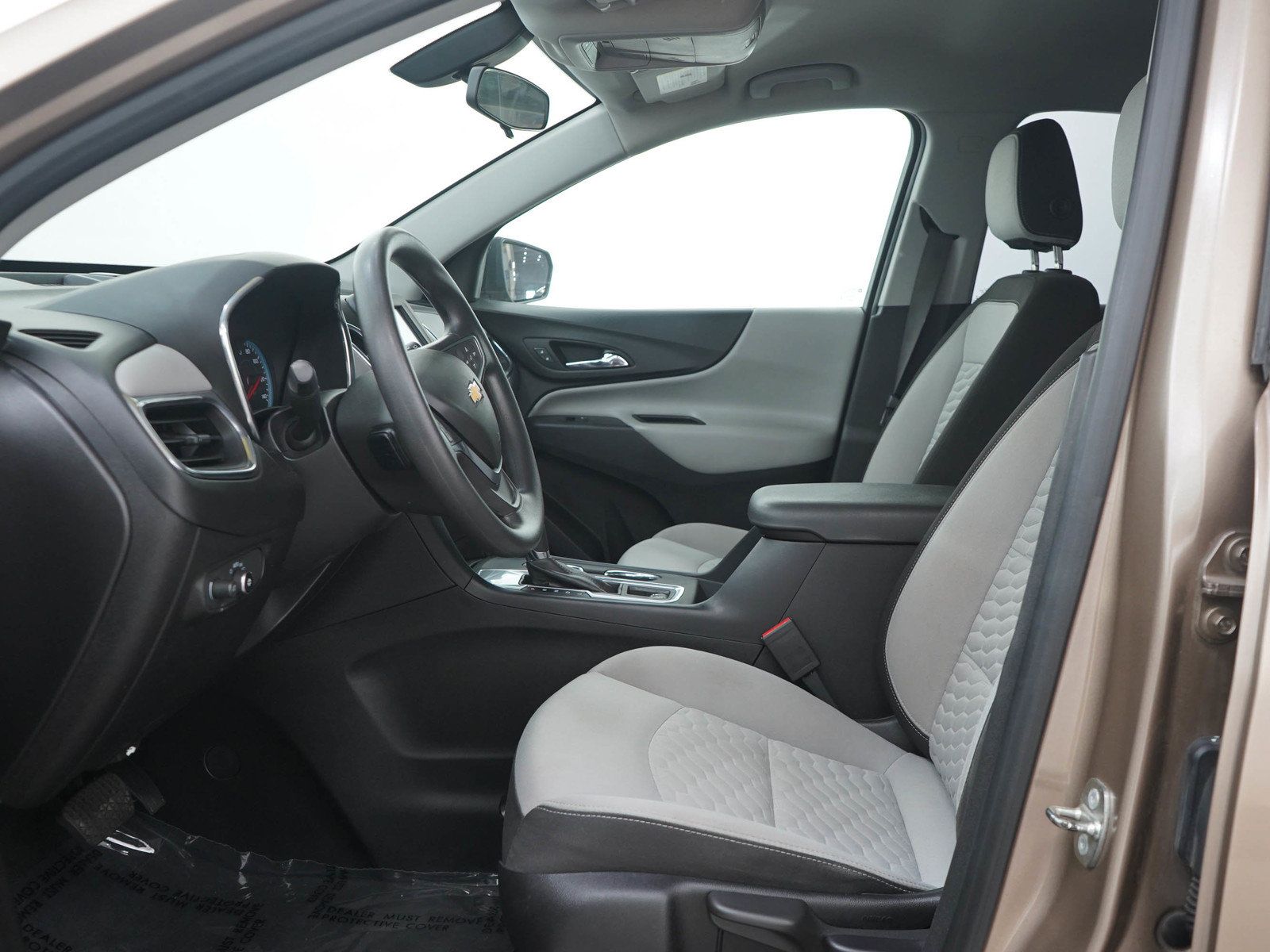 Used 2018 Chevrolet Equinox LS FWD image 22