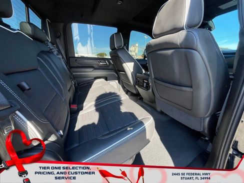 Used 2024 GMC Sierra 2500 AT4X image 18