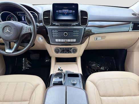 Used 2017 Mercedes-Benz GLE 350 w/ Premium 1 Package image 18