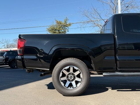 Used 2023 Toyota Tacoma SR image 12