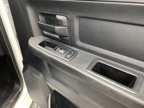 Used 2015 RAM 2500 Tradesman w/ Chrome Appearance Group AWD/4WD image 40